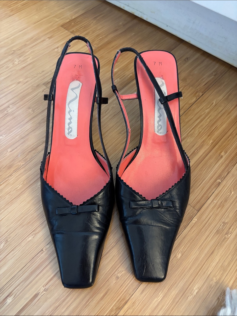 Nina Black Leather Slingback kitten heels size 7
